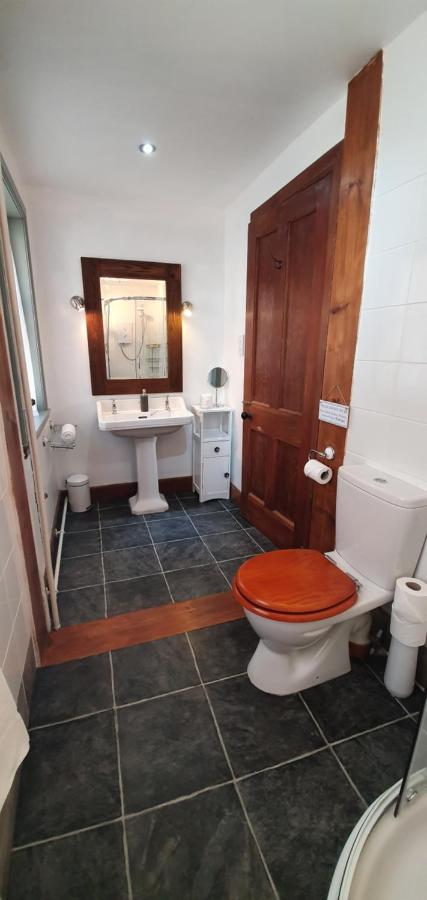 ספין ברידג' Tirindrish House B&B מראה חיצוני תמונה