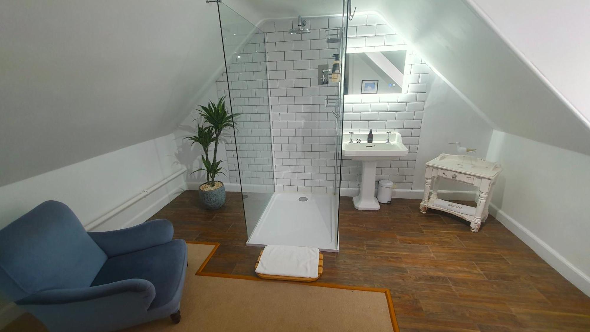ספין ברידג' Tirindrish House B&B חדר תמונה